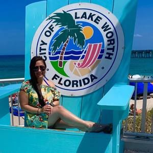 Meet your Posher, Christie